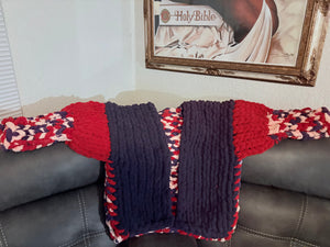 CHUNKY KNIT SWEATER
