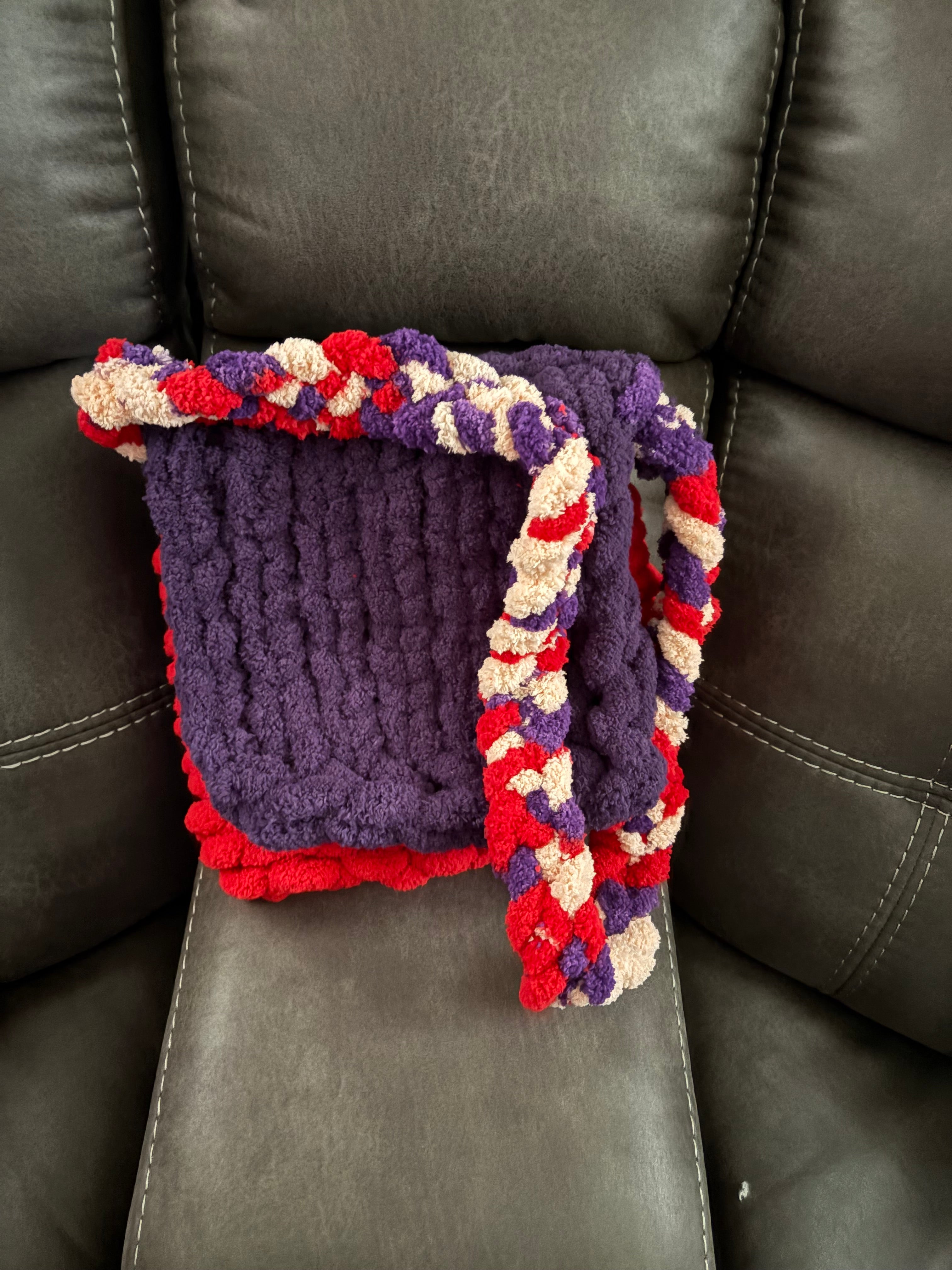 Cross Body Bag - Chunky Yarn Finger Knitted