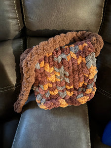 Cross Body Bag - Chunky Yarn Finger Knitted